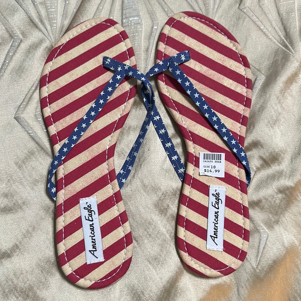 NWT American Eagle American Flag Sandals Size 10